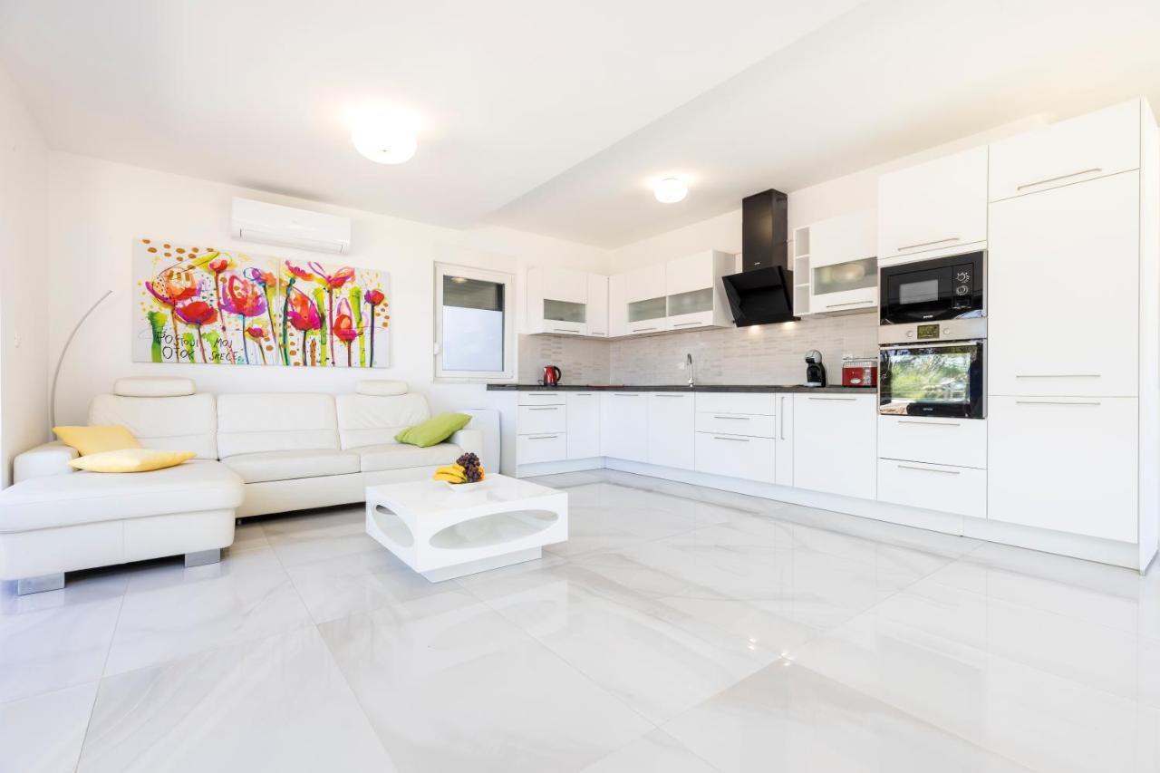 Apartments Olea Mali Lošinj Dış mekan fotoğraf